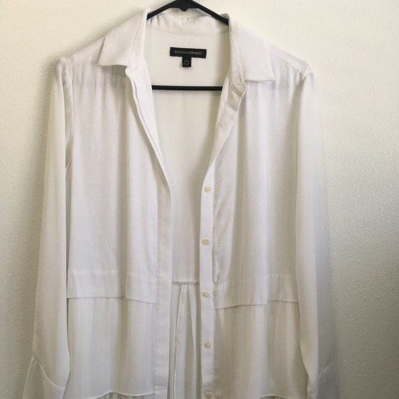 Banana Republic button down blouse with chiffon pleats, Size S - Picture 2 of 6